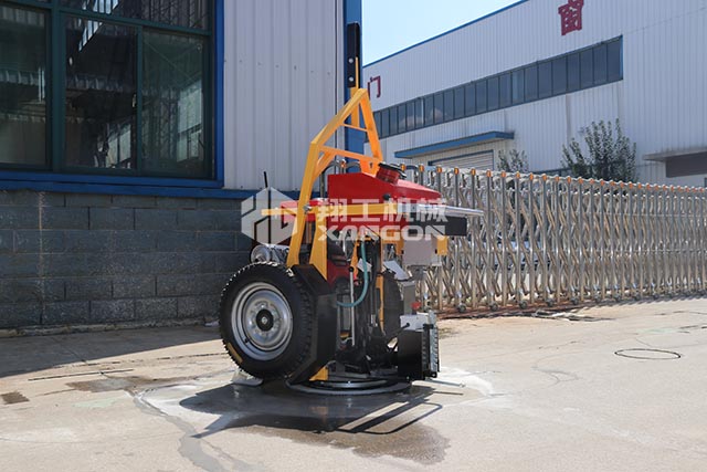 井盖榴莲视频APP下载网址进入网站 井盖榴莲视频APP下载网址进入网站